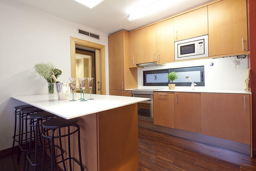 Apartment Barcelona Rentals - Sarria Apartments Near Center Exteriér fotografie